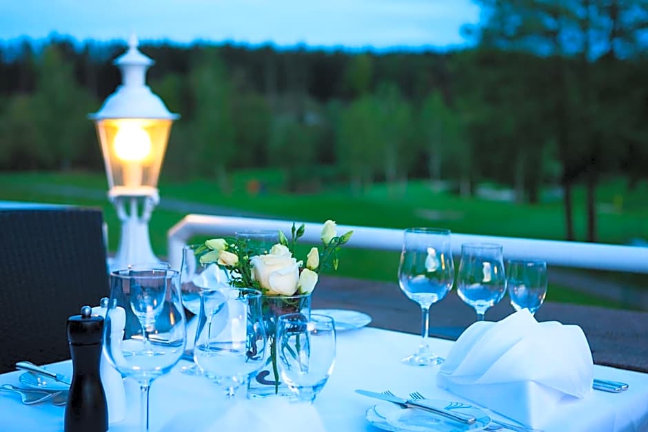 Golfhotel Bodensee by Michael Ritter
