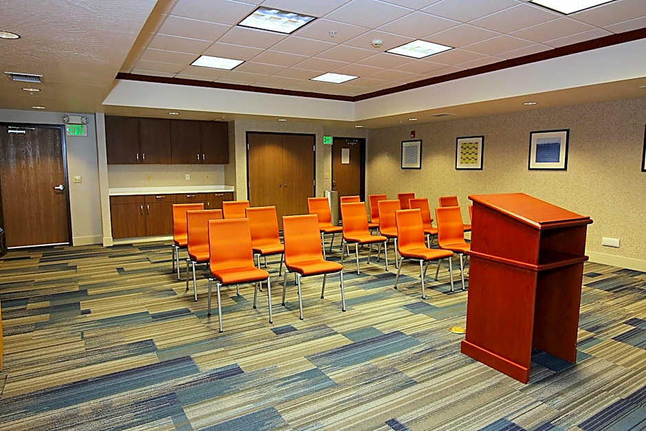 Holiday Inn Express Hotel & Suites Ashland By IHG