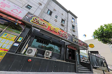 Cheongju Full House Yulyangnaedeok