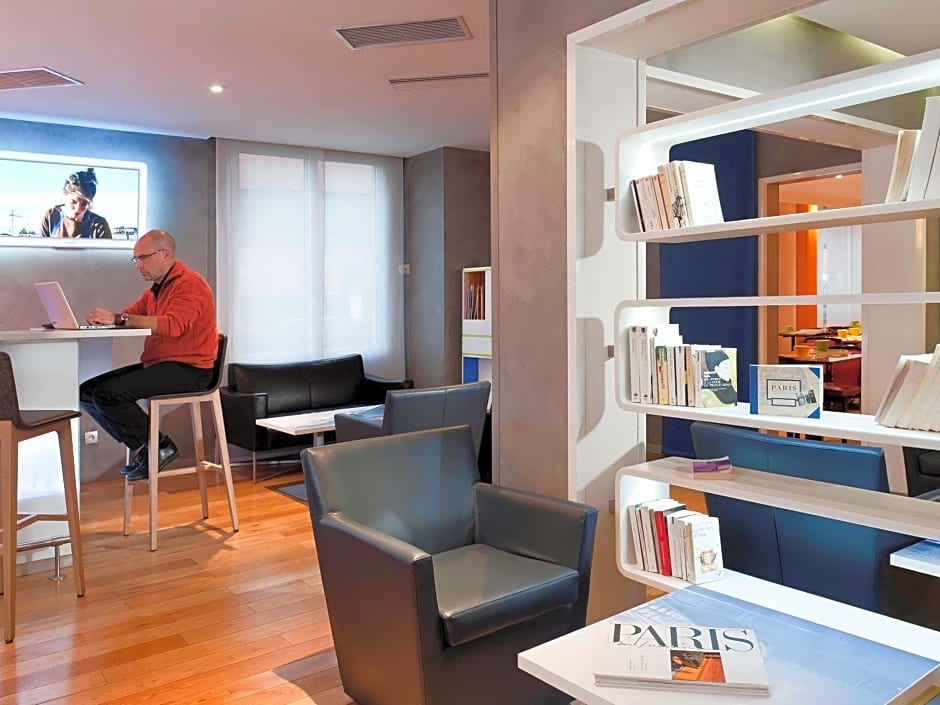 Ibis Styles Paris Tolbiac Bibliotheque