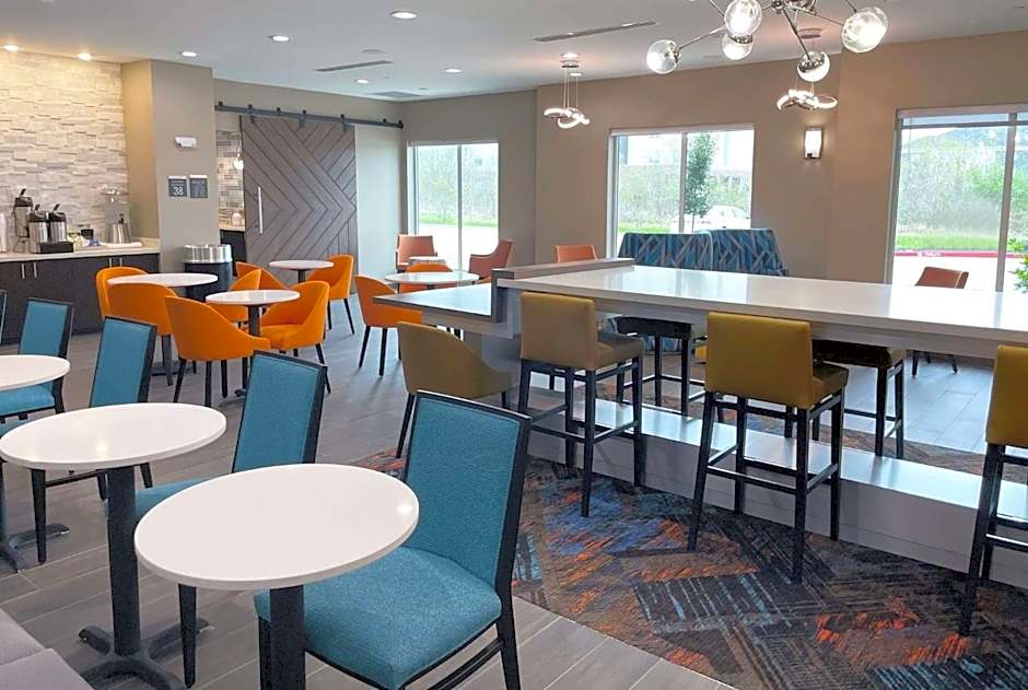 Hawthorn Extended Stay by Wyndham Sulphur Lake Charles
