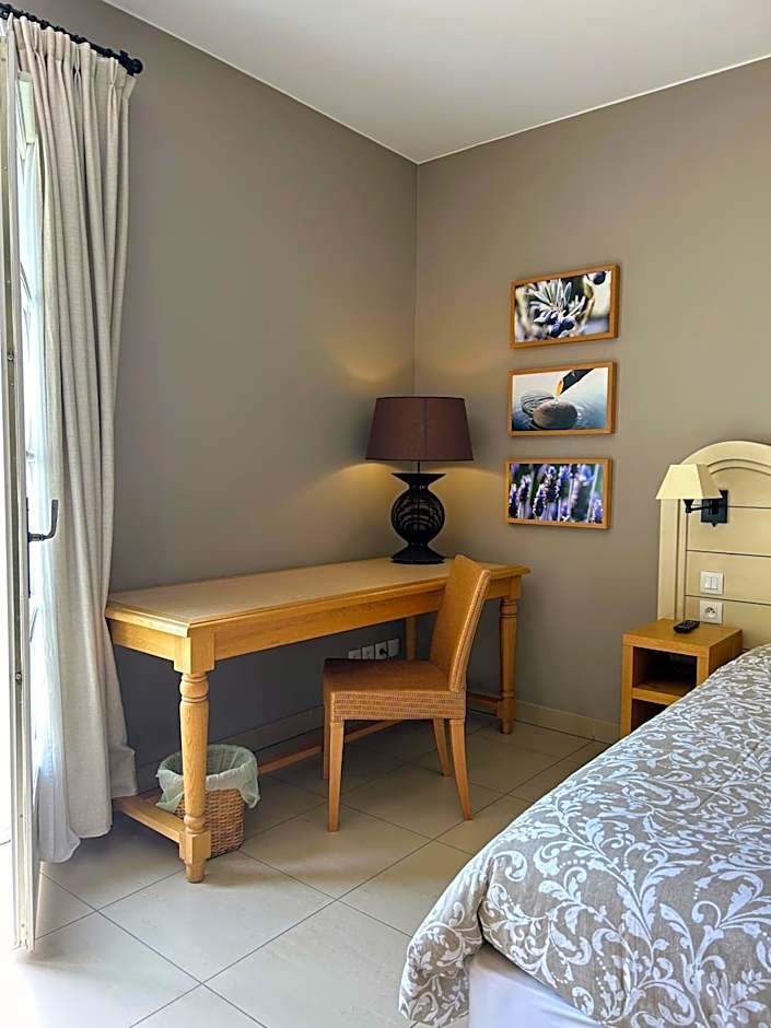 SUITE Supérieure Domaine du Golf St Endreol, 1 à 2 personnes