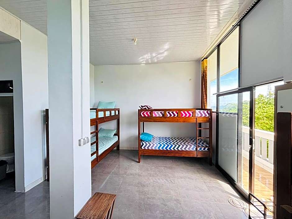 Tarsan Homestay