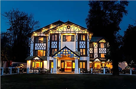 Lemon Tree Hotel Srinagar