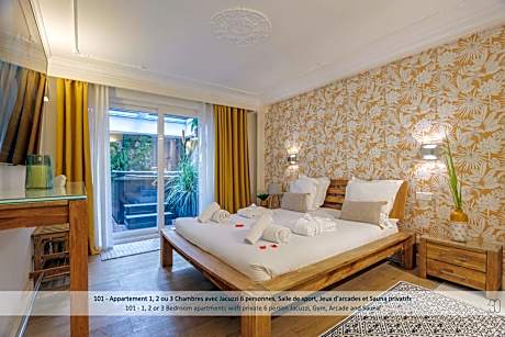 One, Two or Three Bedroom Apartment with Hot tub, Sauna and Fitness Facilities