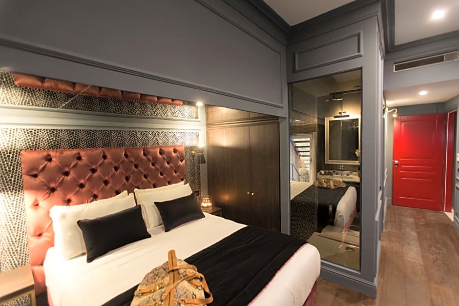 Photo 1 of 3 of Junior Suite, Terrace