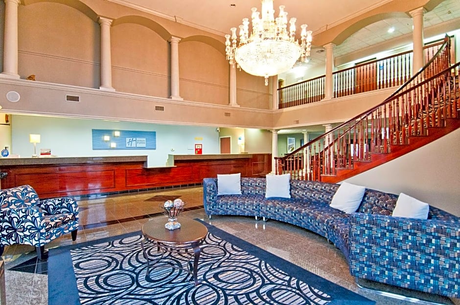 Holiday Inn Express Hotel and Suites Lake Charles, an IHG Hotel