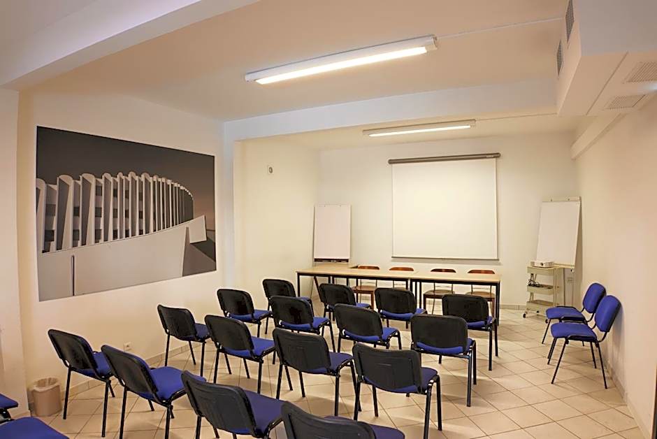 Hôtel Les Rives Bleues