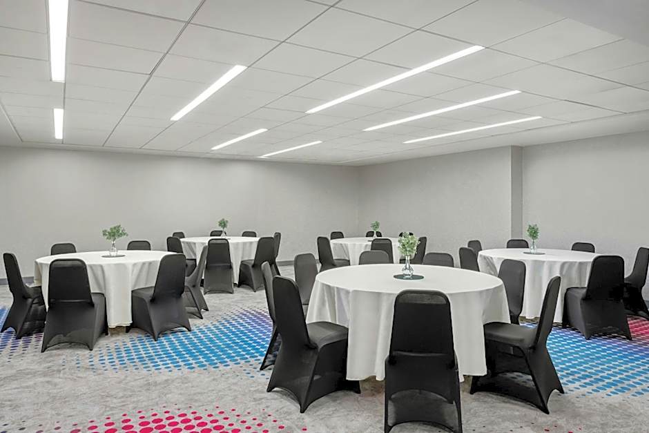 Aloft Chicago Schaumburg