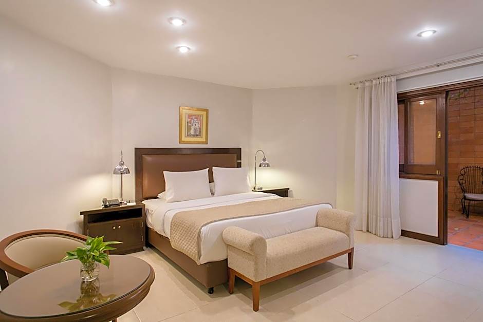 Las Lomas Casa Hotel