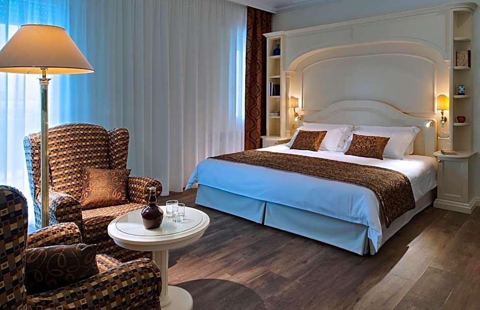 Tritone LUXURY HOTEL THERMAE & SPA