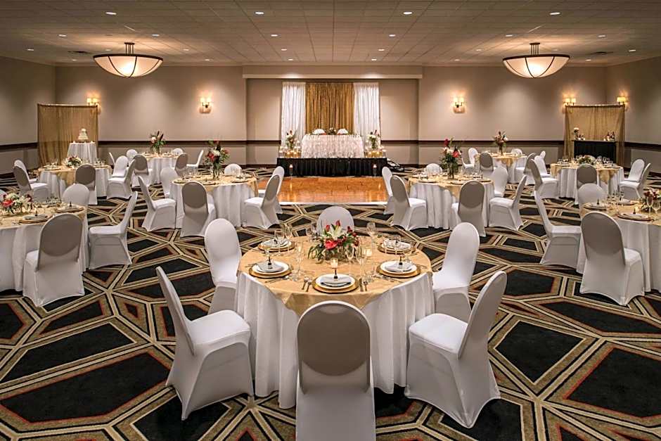Four Points by Sheraton Bellingham Hotel & Conference Center