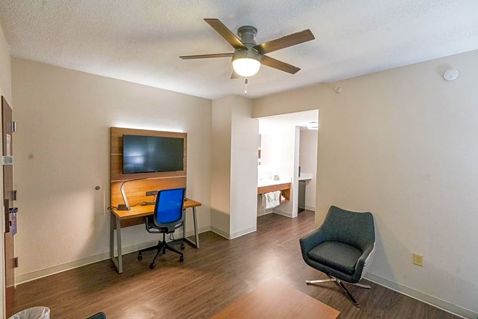 Holiday Inn Express Hotel & Suites Brentwood North-Nashville Area By IHG