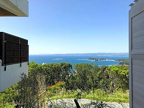 Superior Twin Room with Tatami Area and Ocean View