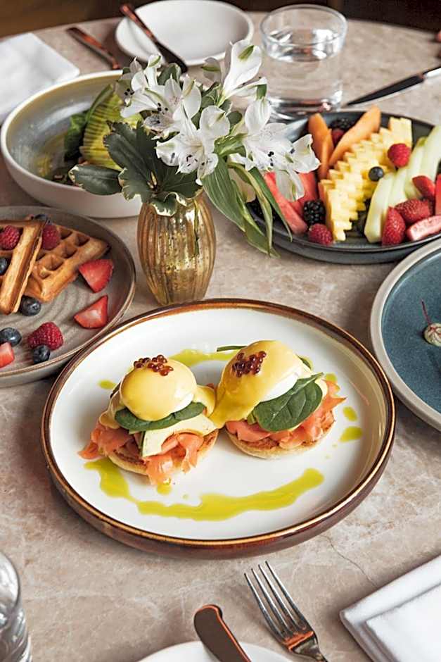 The St. Regis Toronto