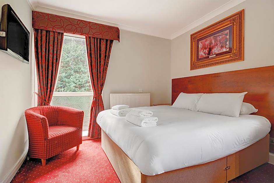 Photo 1 of 7 of Standard Double Room
