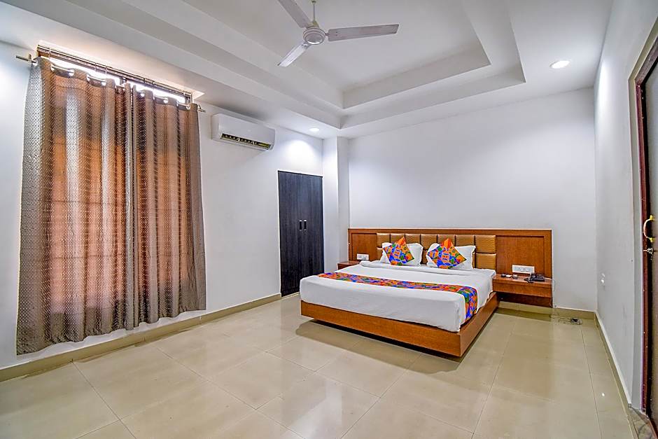 FabHotel The Hotel Orchid – Guwahati, TX