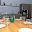 Akureyri Lux Apartments with hot tub access