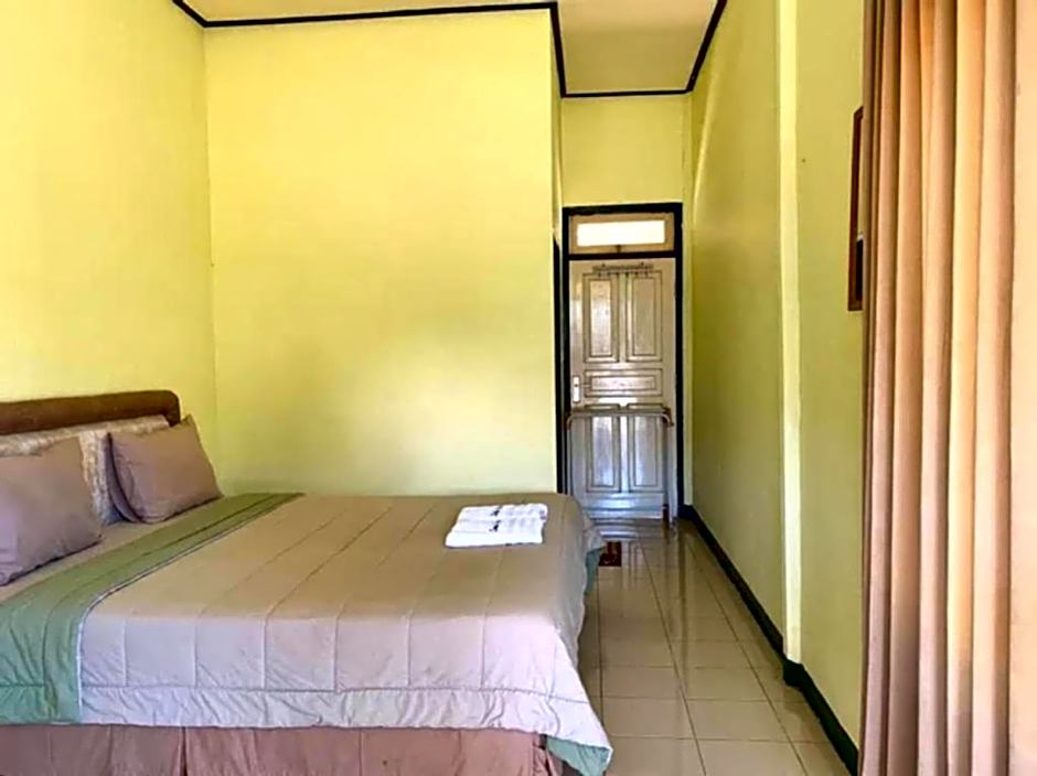 Lembah Rinjani Villa & Resto Syariah by ecommerceloka