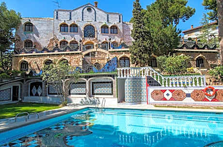 Apartamentos Gaudi Style