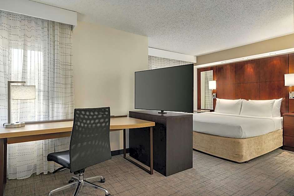 Photo 1 of 5 of Studio 1 King Bed with Sofabed