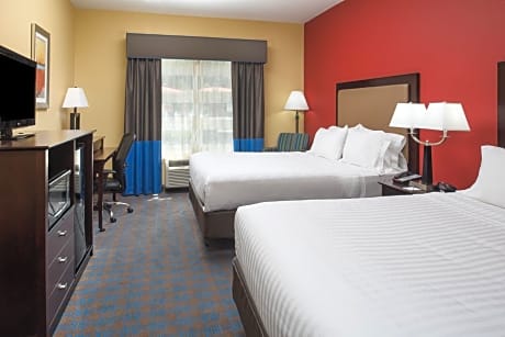 Standard Room with Two Queen Beds