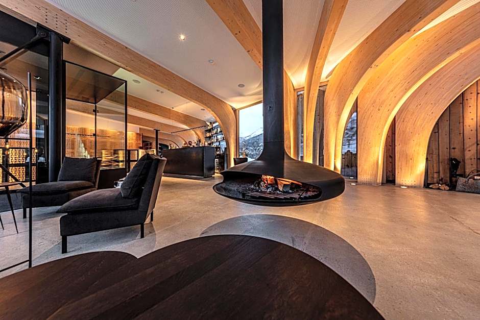 Hotel Arnica Scuol - Adults Only