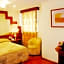 Hotel Marcella Clase Ejecutiva