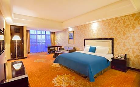 Premium Deluxe King Room