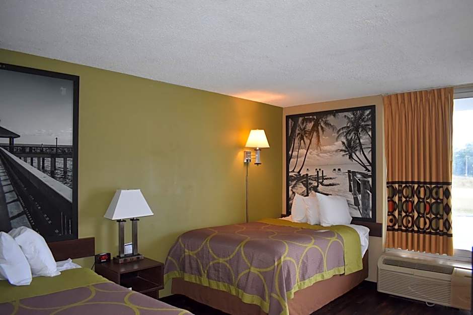 Super 8 by Wyndham Ocala