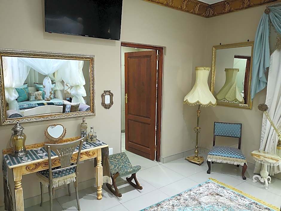 Excalibur Boutique Hotel