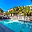 PRIME True Blue Walk to Beach Pool Pets Near The Hangout Parking