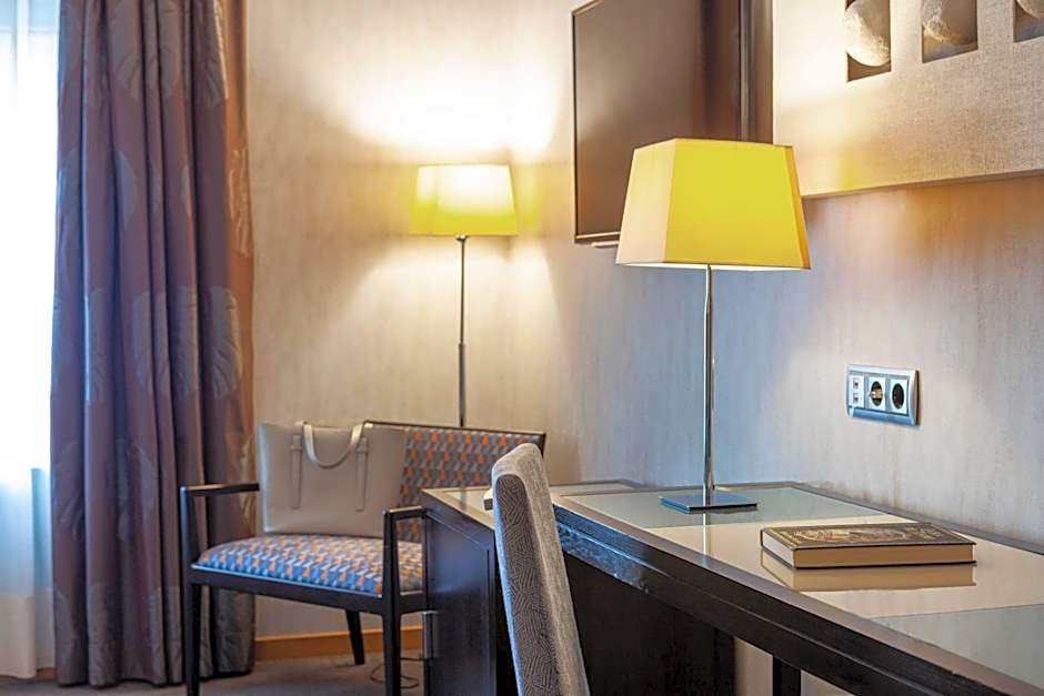 Hotel Macia Real De La Alhambra
