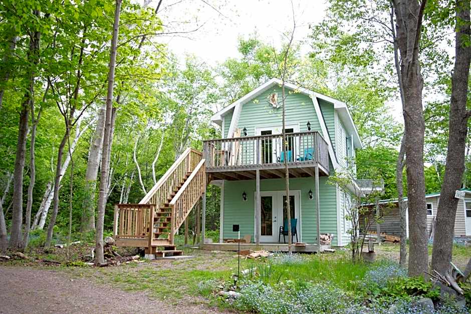 Rumi Guest House on the Cabot Trail