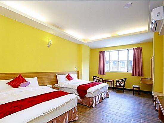 Sun Moon Lake Crystal B & B