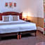 Royal Hotel
