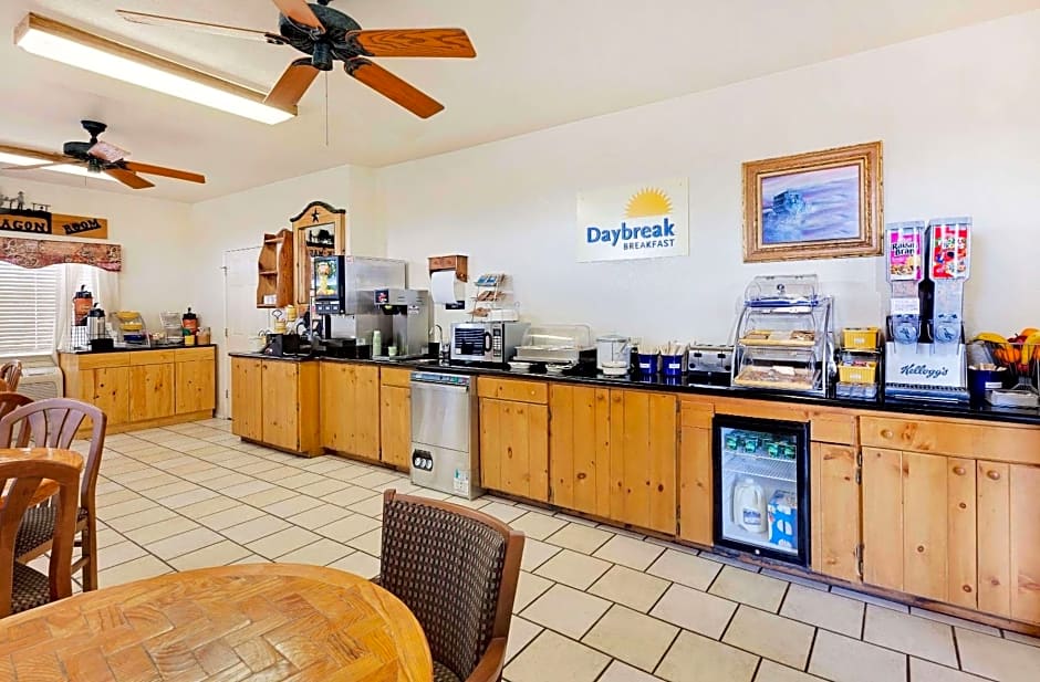 Days Inn by Wyndham San Angelo