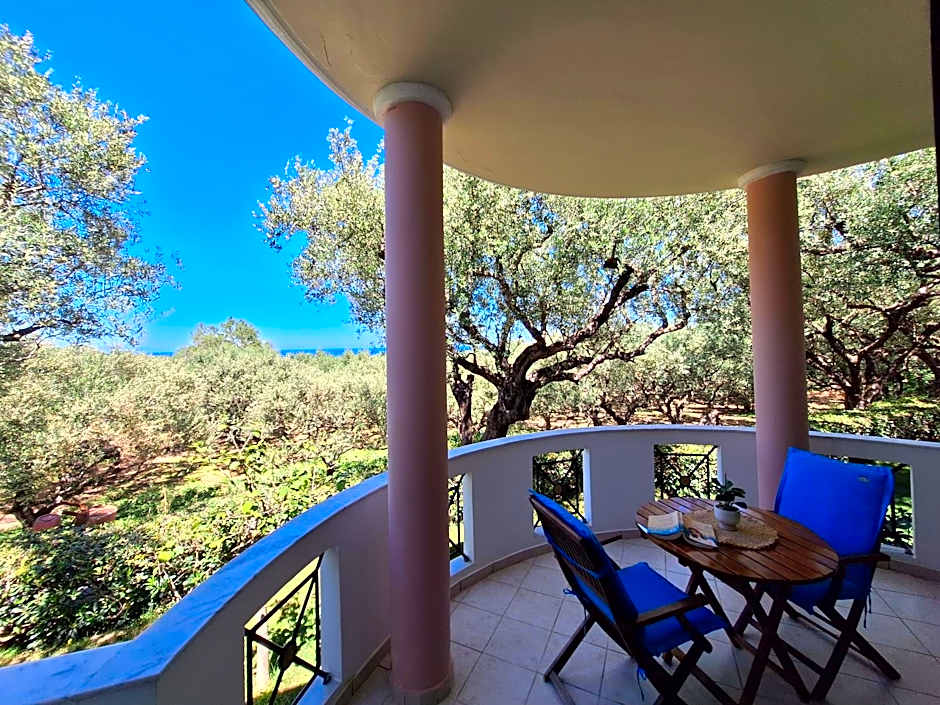 Villa Dionysia Amoudi