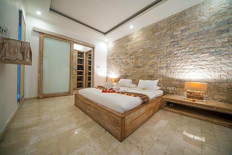 3 BR Shakti Villa With Private Pool in Canggu