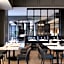 Kimpton - The Forum Hotel By IHG