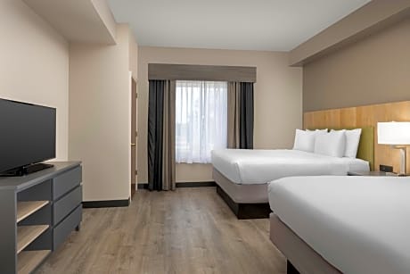 One-Bedroom Suite with Two Queen Beds and Sofa Bed - Non-Smoking