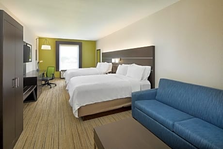 Queen Suite with Two Queen Beds and Sofa Bed