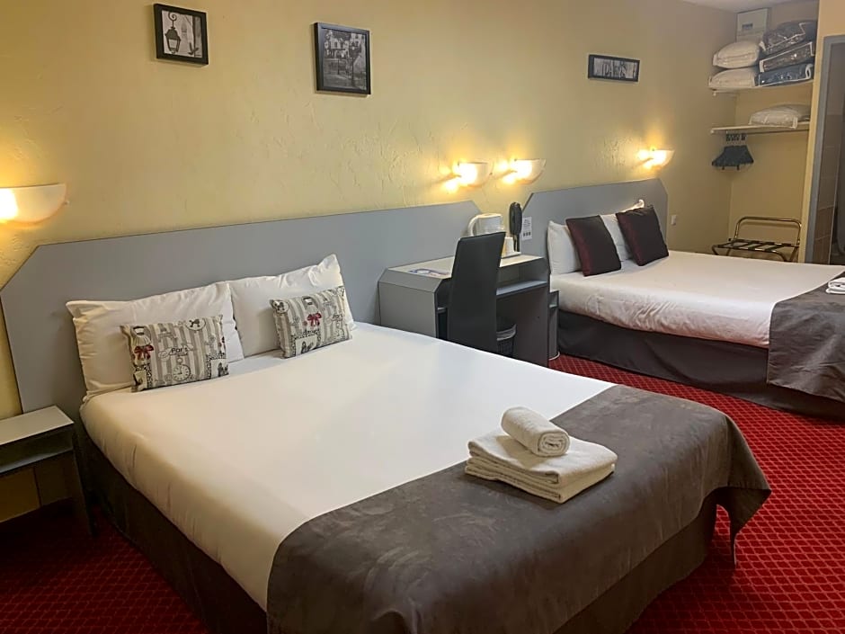 Brit Hotel Bleu Nuit