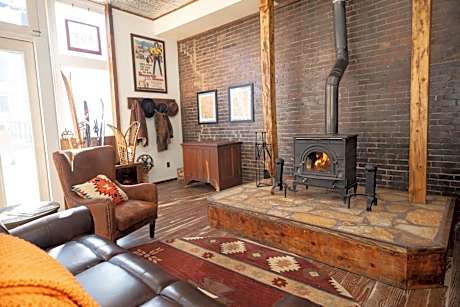 The Frenchman Suites