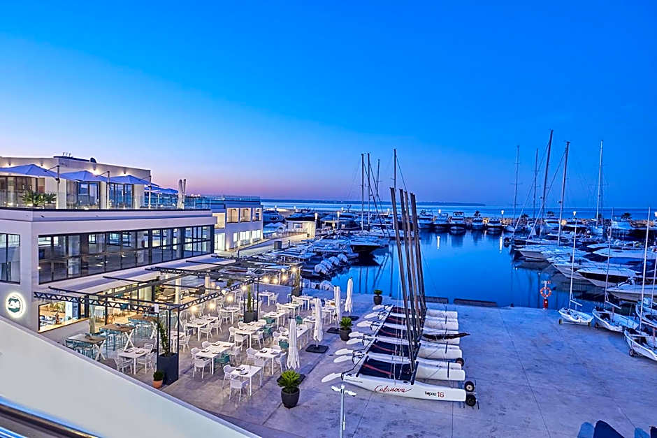 Calanova Sports Residence