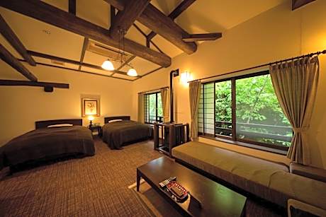 Standard Room with Shared Bathroom