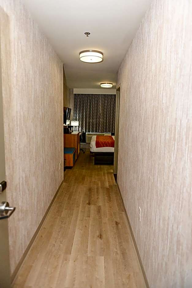 Days Inn by Wyndham Bronx Near Botanical Garden