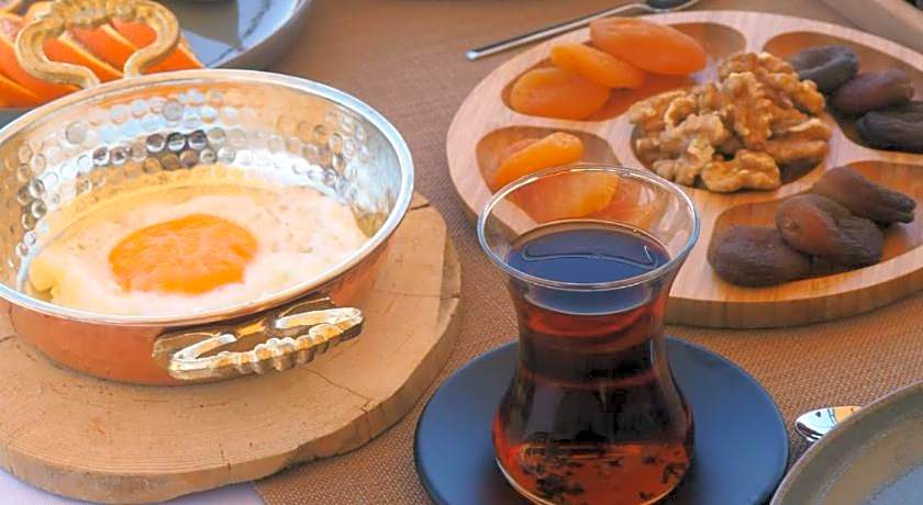 KAPALOS CAVE SUİTES