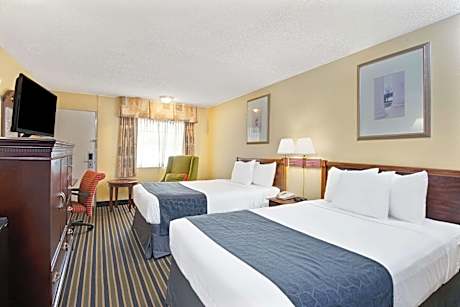 2 Double Bed Mobility Accessible Room Smoking