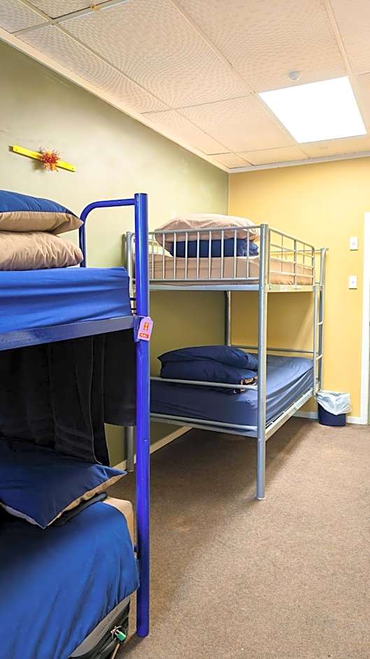 Silverfern Backpackers